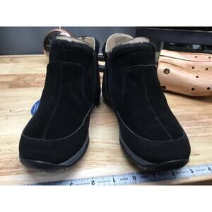 Easy Spirit T-SHuffle Ankle Booties Women's 6.5 Black Suede Side Zipper Classic